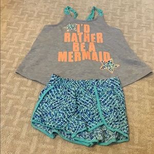 Girl’s Weavers Girl matching set, Size M (10/12)